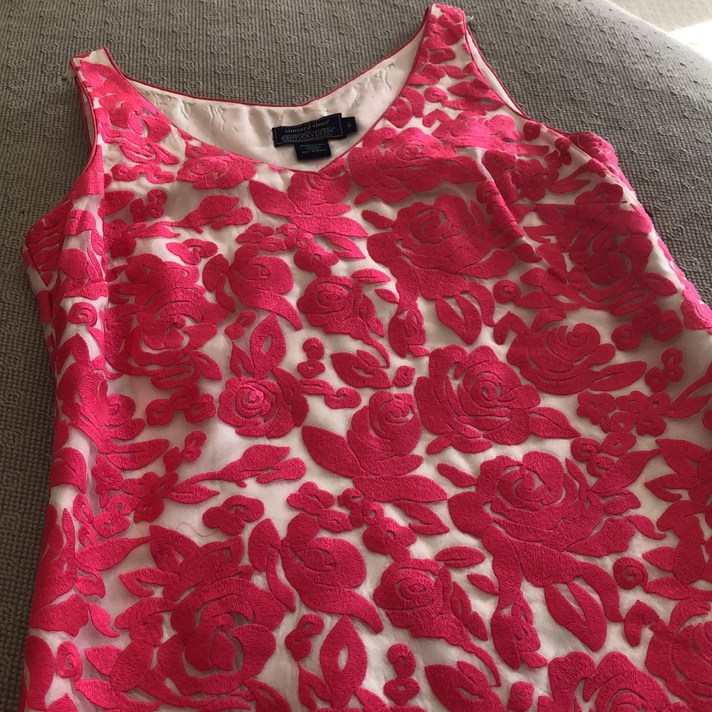 Adorable Vineyard Vines silk sheath dress